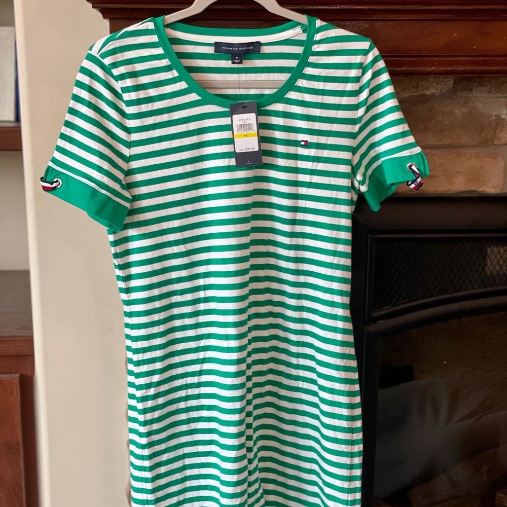 Nwt women’s medium Tommy Hilfiger shirt dress